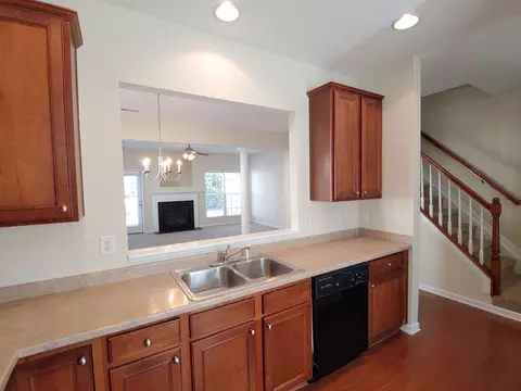 1 Suncrest Ct, Durham, NC 27703 photo 8