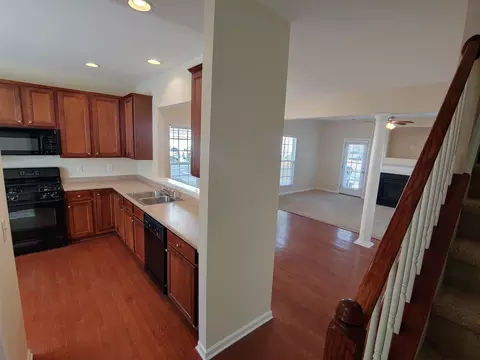 1 Suncrest Ct, Durham, NC 27703 photo 10