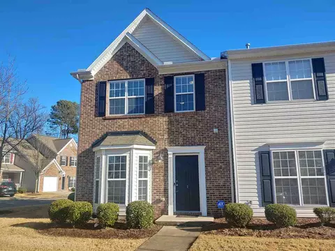 1 Suncrest Ct, Durham, NC 27703 photo 1