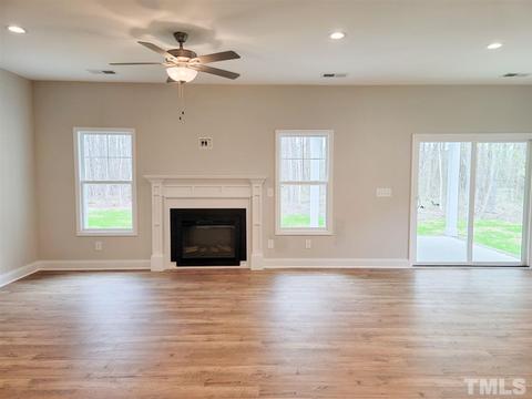 187 Tailwind Ln, Smithfield, NC 27577 photo 3