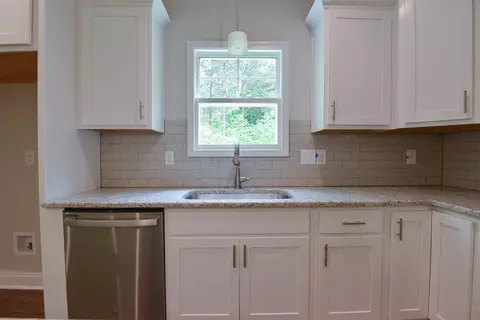 201 Tailwind Ln, Smithfield, NC 27577 photo 8