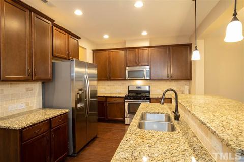 2452 Baslow Dr, Apex, NC 27539 photo 4