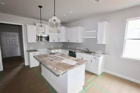 43 Friendly Cir, Middlesex, NC 27557 photo 4
