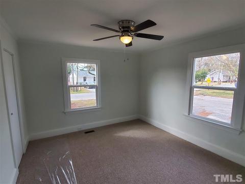 607 E Davis St, Smithfield, NC 27577 photo 10