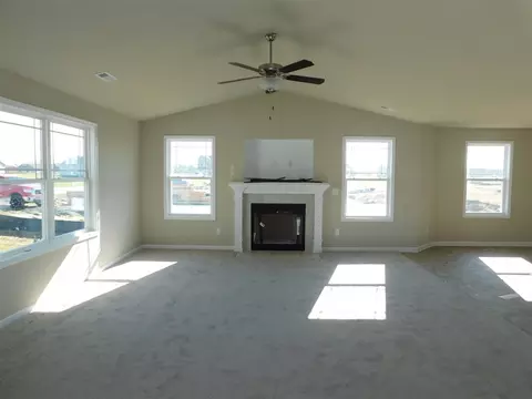 65 Falling Leaf Ln, Benson, NC 27504 photo 3