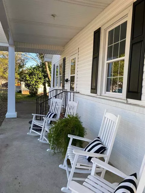207 W D St, Erwin, NC 28339 photo 3