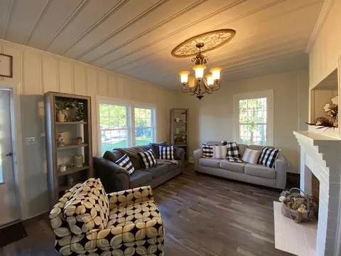 207 W D St, Erwin, NC 28339 photo 7