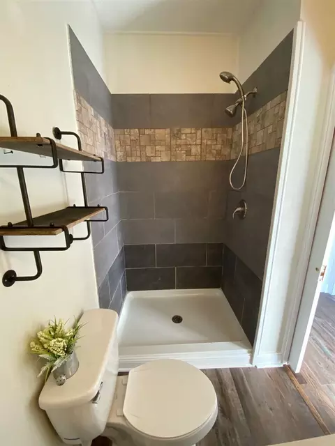 207 W D St, Erwin, NC 28339 photo 20