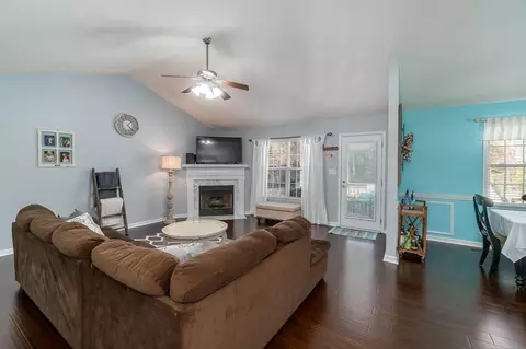 258 Wagon Trl, Willow Spring, NC 27592 photo 5