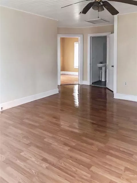 48 Erwin St, Coats, NC 27521 photo 8