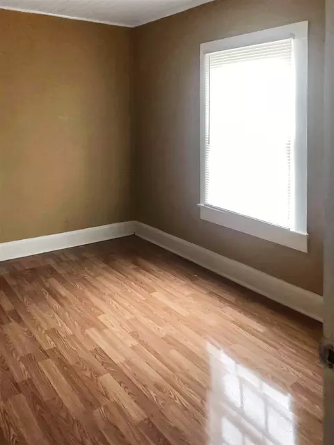 48 Erwin St, Coats, NC 27521 photo 9