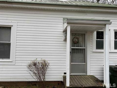 905 Edith St, Durham, NC 27705 photo 4