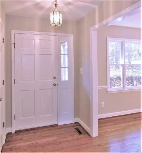 910 Sunstone Dr, Durham, NC 27712 photo 2