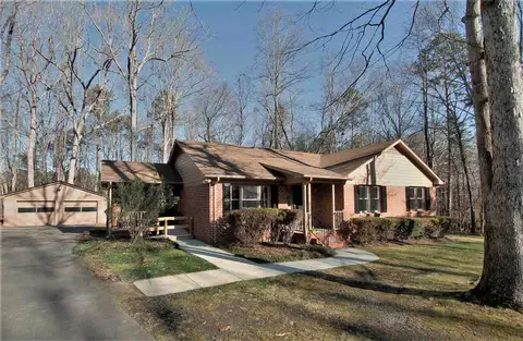 910 Sunstone Dr, Durham, NC 27712 photo 1