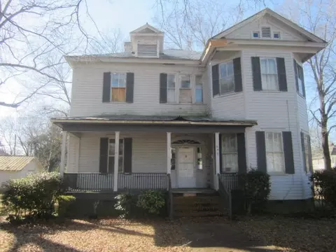 11 W 6th St, Weldon, NC 27890 photo 1