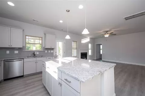58 Heirloom Ct, Benson, NC 27504 photo 11