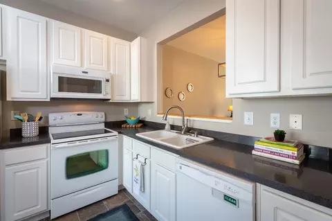 53 Grapevine Trl, Durham, NC 27707 photo 4