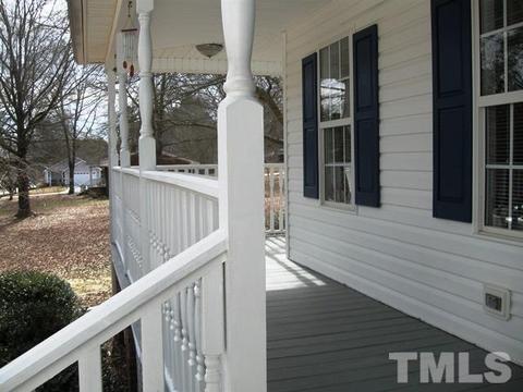 569 N Willow St, Angier, NC 27501 photo 2