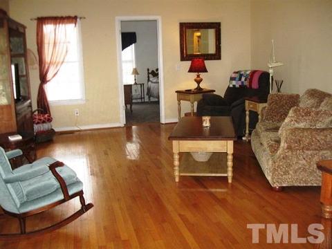 569 N Willow St, Angier, NC 27501 photo 4