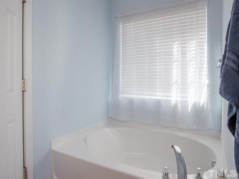 3002 Skybrook Ln, Durham, NC 27703 photo 12
