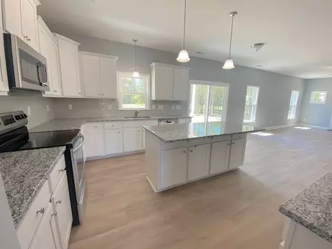 471 Fallingbrook Dr, Kenly, NC 27542 photo 13