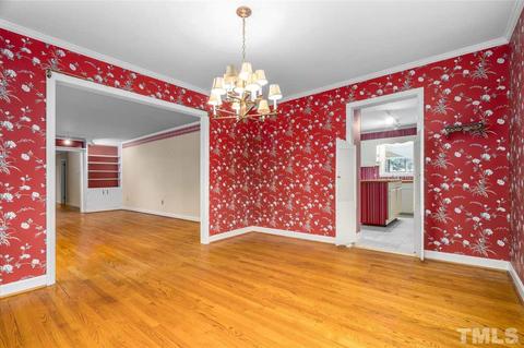 1011 S Walnut Dr, Smithfield, NC 27577 photo 7