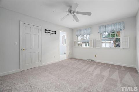 1011 S Walnut Dr, Smithfield, NC 27577 photo 14