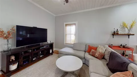 910 Carolina Ave, Durham, NC 27705 photo 4
