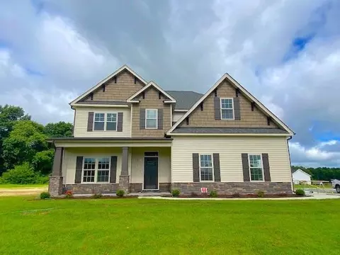 737 Fallingbrook Dr, Kenly, NC 27542 photo 1