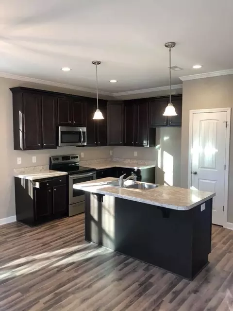 811 Justice St, Durham, NC 27704 photo 6