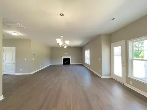 694 Fallingbrook Dr, Kenly, NC 27542 photo 11