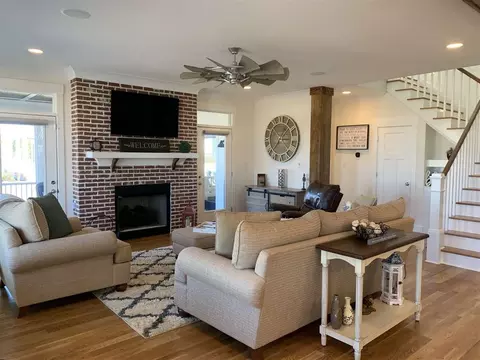 62 Constitution Ave, Smithfield, NC 27577 photo 2