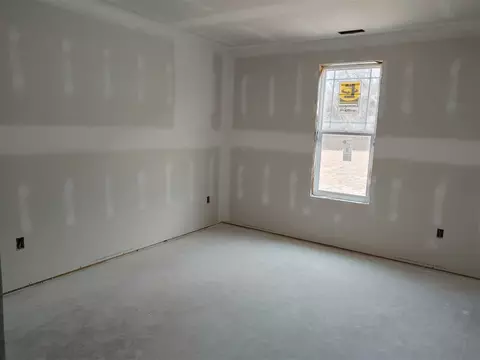 110 Landfall Ln, Smithfield, NC 27577 photo 6