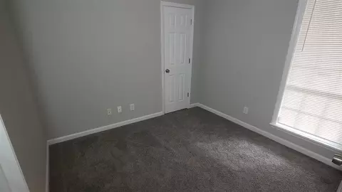 3323 Redgate Dr, Durham, NC 27703 photo 9