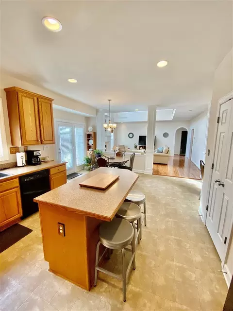 610 Panthers Run Dr, Durham, NC 27713 photo 10