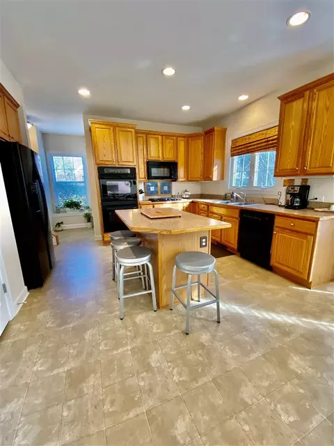 610 Panthers Run Dr, Durham, NC 27713 photo 9