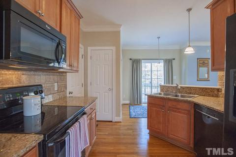 8137 Consella Way, Willow Springs, NC 27592 photo 4
