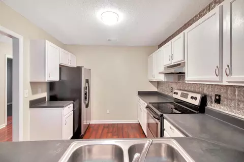 16 Pendleton Ct, Durham, NC 27713 photo 6