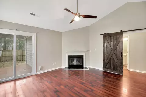 16 Pendleton Ct, Durham, NC 27713 photo 9