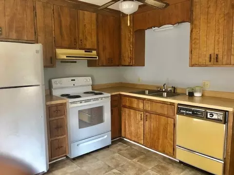 304 E C St, Butner, NC 27509 photo 3