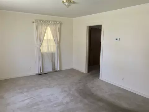 401 E J St, Erwin, NC 28339 photo 7