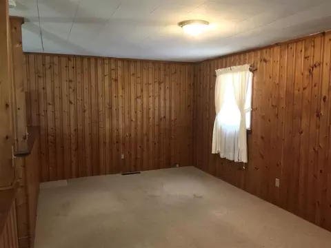 401 E J St, Erwin, NC 28339 photo 3
