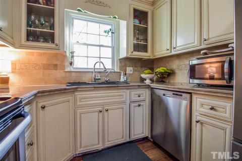 104 Burnham Ct, Garner, NC 27529 photo 9