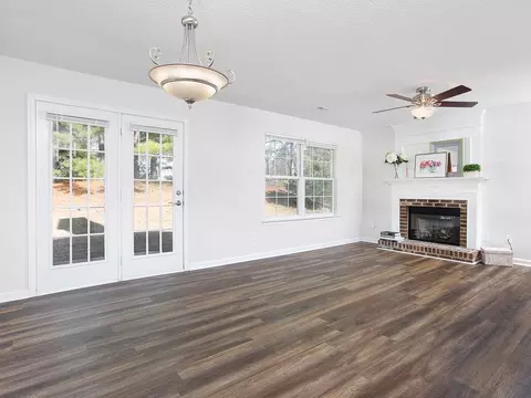 604 Ashford Ln, Durham, NC 27713 photo 7