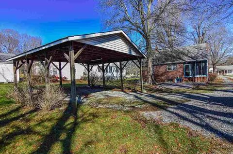 413 Reams Ave, Roxboro, NC 27573 photo 9