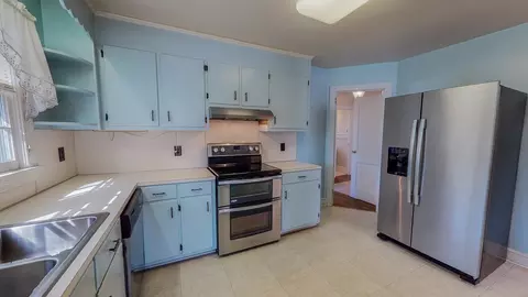 413 Reams Ave, Roxboro, NC 27573 photo 5