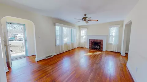 413 Reams Ave, Roxboro, NC 27573 photo 2