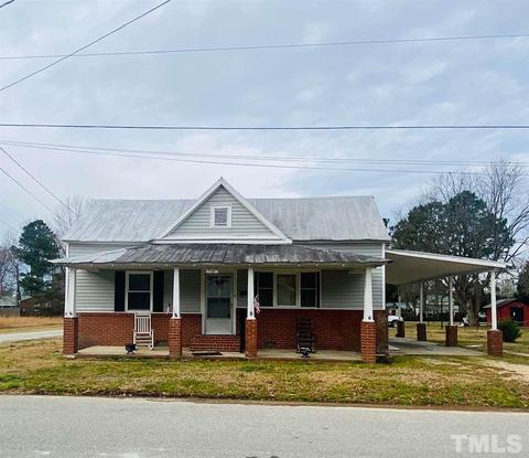 116 Holmes St, Erwin, NC 28339 photo 1
