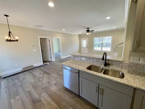 4009 Casa St, Durham, NC 27704 photo 3