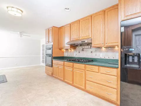 2721 Oberlin Dr, Durham, NC 27705 photo 11